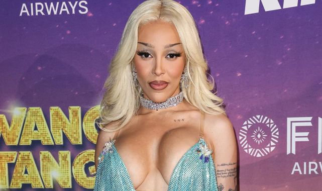 Doja Cat slams 'crazy' fan as she claims he 'manhandled' her in clip
