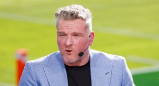 Explosive report says Pat McAfee banned Adam Schefter from ESPN show