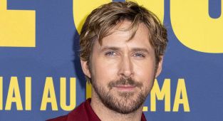 Fans beg for Ryan Gosling's Black Panther after WHITE version revealed
