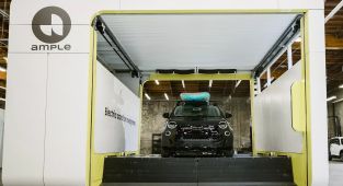Fiat solves 'barrier for EVs' with battery recharges in FIVE MINUTES