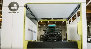 Fiat solves 'barrier for EVs' with battery recharges in FIVE MINUTES