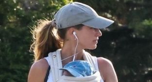 Gisele Bundchen makes dangerous move when taking baby boy out
