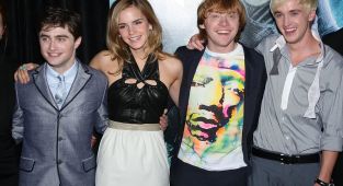 Harry Potter star sparks social media MELTDOWN with JK Rowling remarks