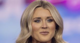 Hollywood star calls Riley Gaines 'a hero' after Simone Biles feud