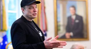 How Biden was secretly spying on Musk for YEARS before Trump win