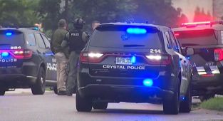 Hunt for gunman after Democratic lawmakers shot at their homes