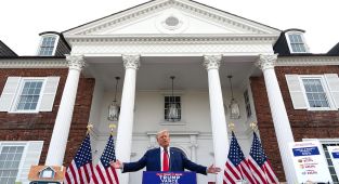 Inspectors flag health code violations at Trump's 'Summer White House'