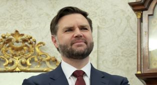 JD Vance threatens to DEPORT fashion blogger 'The Menswear Guy'