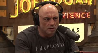 Joe Rogan stunned as mentalist guesses secret not even his wife knows