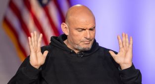 John Fetterman slams fellow Democrats for sudden love for Elon Musk