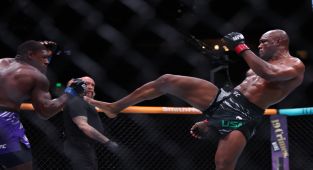 Kamaru Usman beats Joaquin Buckley at UFC Fight Night, calls for title shot