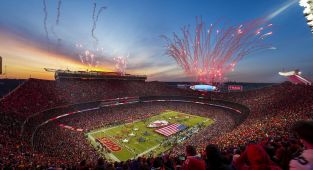 Kansas City Chiefs weigh major stadium move and an out-of-state offer