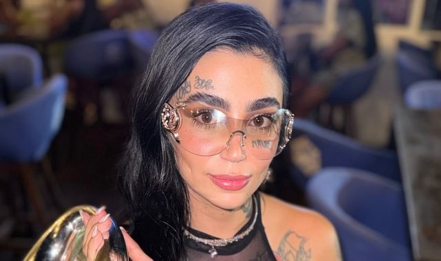 Late singer 'partied with surgeon' night before her cosmetic surgery