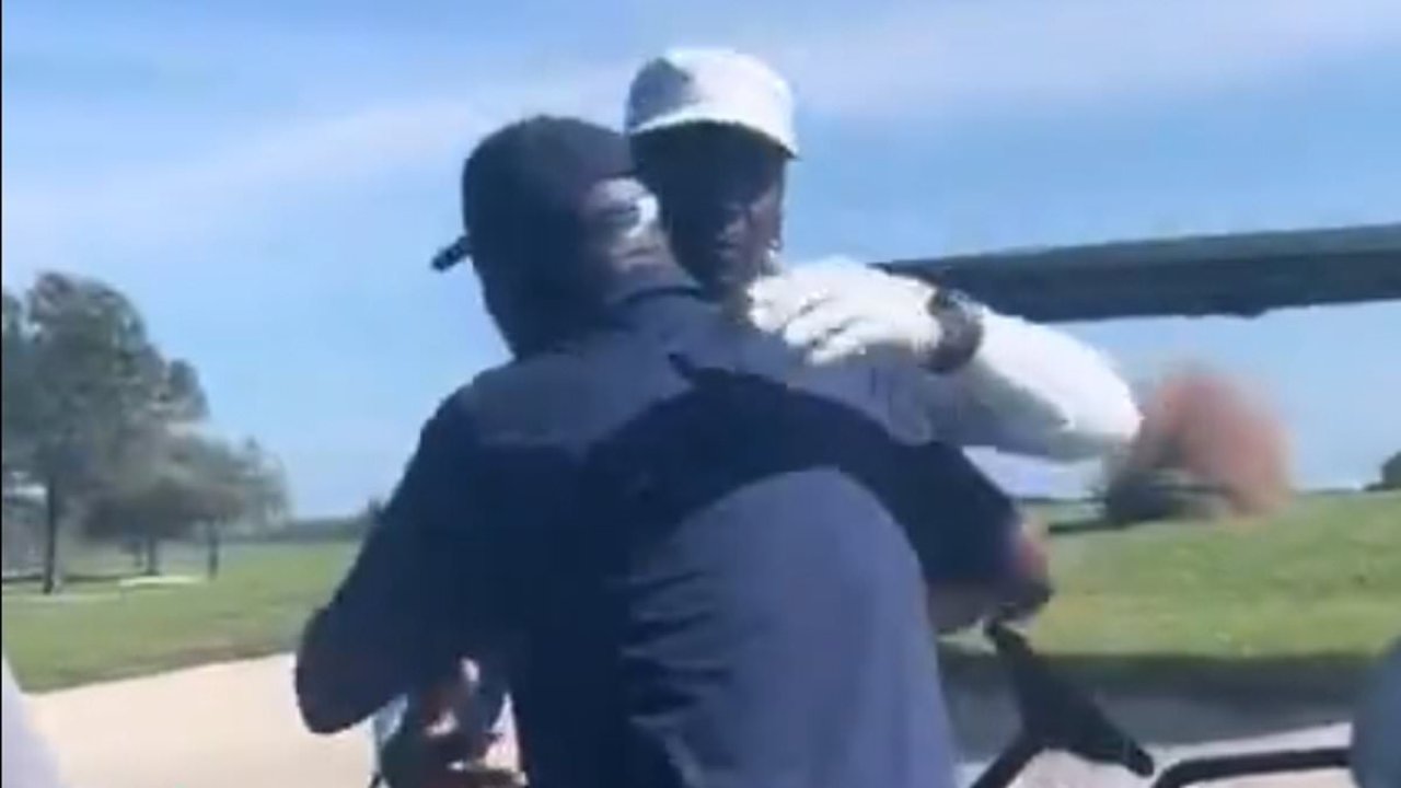 Michael Jordan brutally mocks NFL legend in hilarious clip of NBA icon