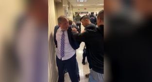 New York City Comptroller Brad Lander arrested by ICE agents