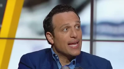 NFL insider makes shock career move