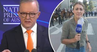 PM says 9News reporter shot by rubber bullet was 'targeted'
