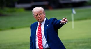 Polling guru shares the top issue Trump is winning support with