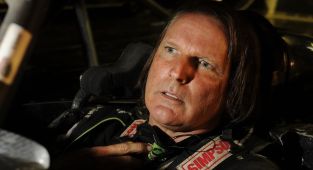 Racing legend's fatal plane crash ruled a suicide after tragic death
