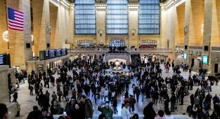 Rush hour chaos as man is STABBED at Grand Central station