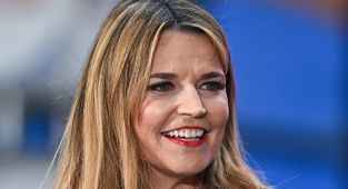 Savannah Guthrie has stark response when asked about her looks