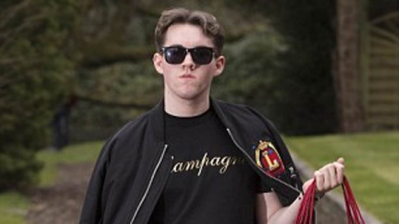 Scammer who called himself 'Kardashian of Cheshire' admits £200k fraud