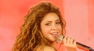 Shakira addresses being an immigrant in America amid ICE raids