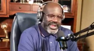 Shaquille O'Neal fumes at Andy Reid over Travis Kelce's Super Bowl