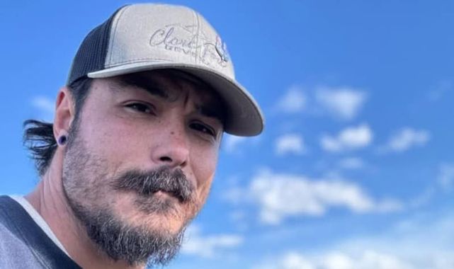 Sheriff believes on-the-run killer dad Travis Decker is still alive