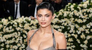 Surgeon reveals why Kylie Jenner's implants could spell 'DISASTER'