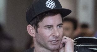 Tarek El Moussa seen with wife for first time since Las Vegas bust-up
