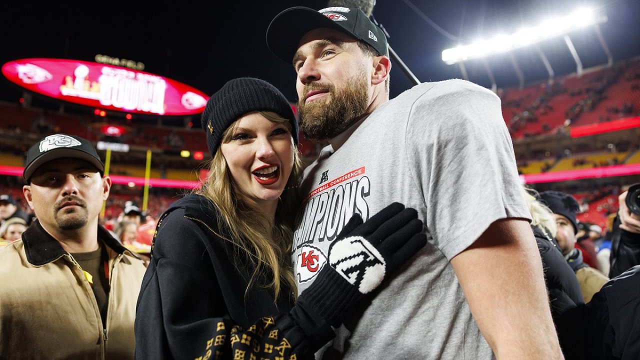 Taylor Swift pal shares detail about star's relationship with Travis