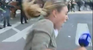 Terrifying moment Aussie news reporter is shot during LA riots