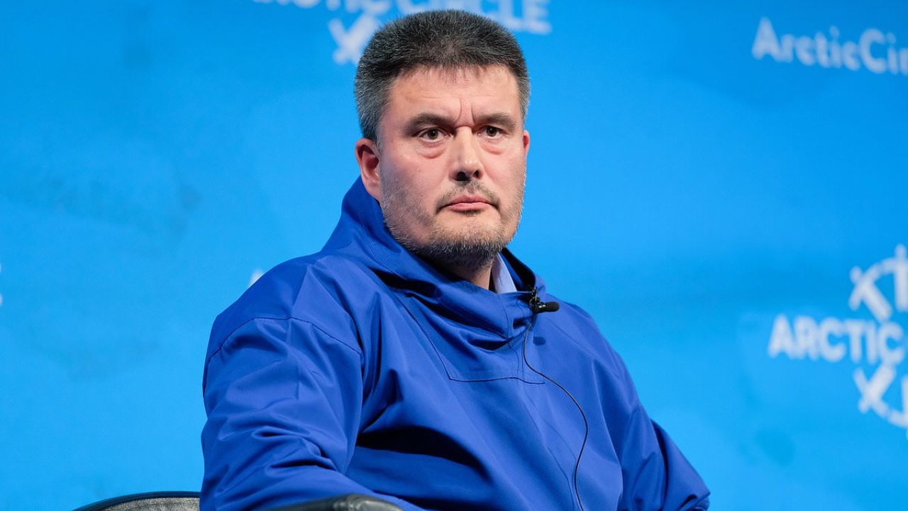Top Greenland official flies to DC to say homeland is 'not for sale'