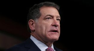 Top trump ally announces shock retirement from Congress