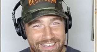 Travis Kelce reveals unfortunate bathroom incident