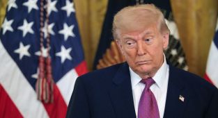 Trump sticks it to Elon Musk AND Gavin Newsom with EV rollback