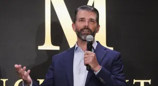 Trump's kids launch new $499 gold Trump mobile phone