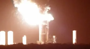 Video shows SpaceX Starship explode at test site