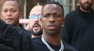 Vinicius Junior: Four people sentenced over effigy of Real Madrid star