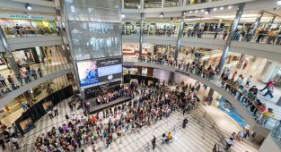 World's most infectious disease is detected at US' largest mall