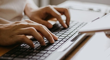Yargıda büyük skandal: Zabıt katibi savcı şifresiyle dosya kapatmış!