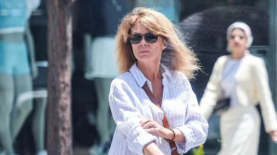 '90s TV mom who still sends cookies to her TV son is unrecognizable
