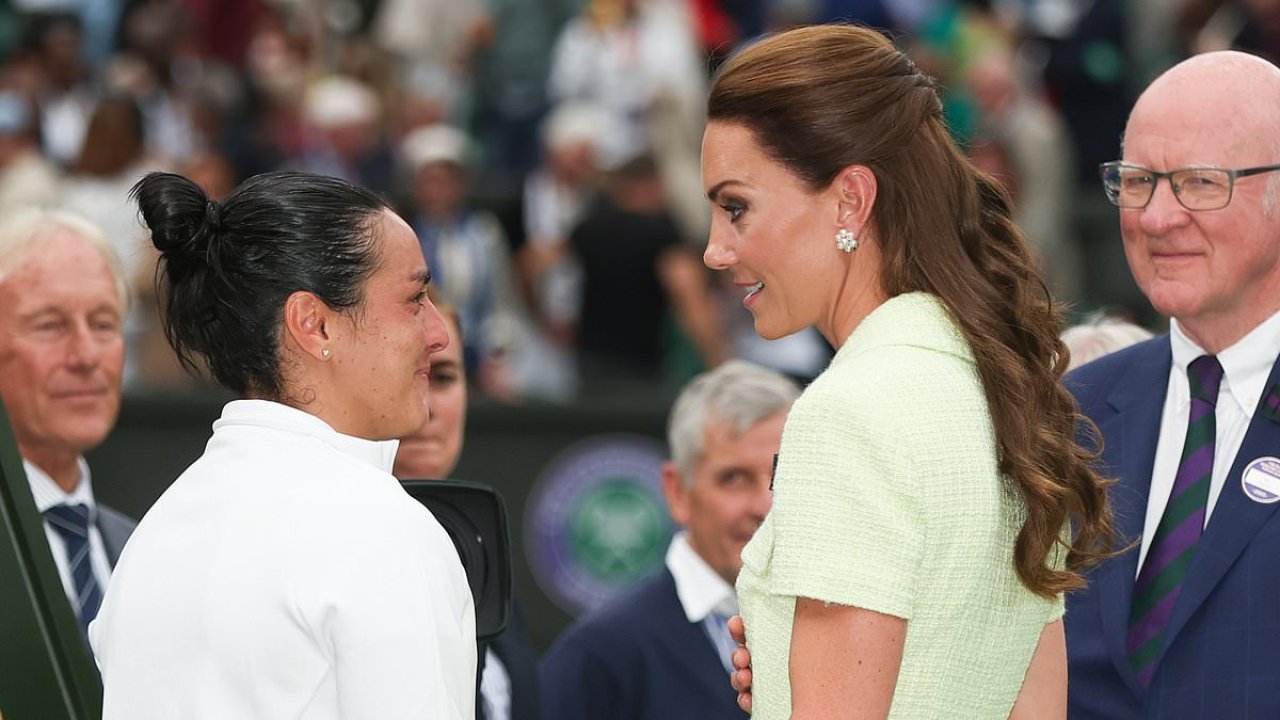 Adoring snaps show Kate Middleton break royal protocol in 'nicest' way