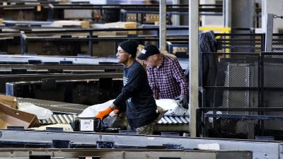 American company slashes 20,000 jobs and offers huge buyouts