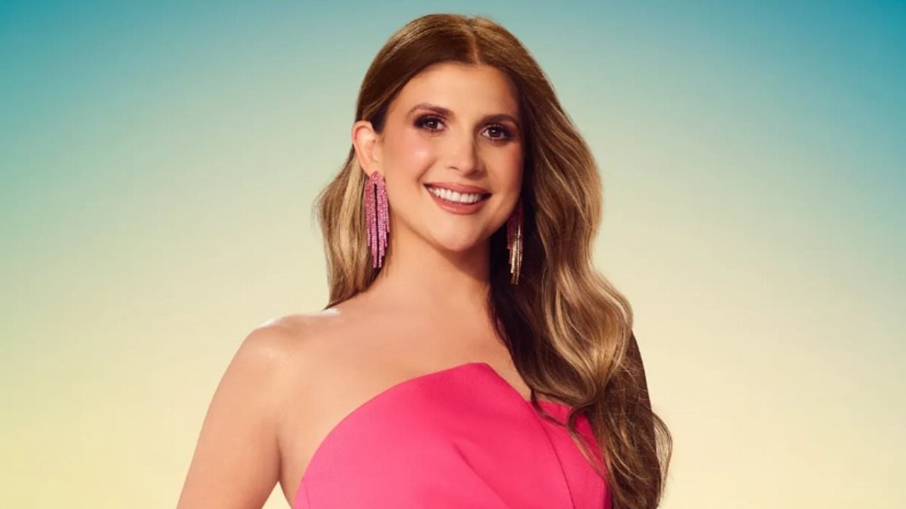 Bravo star flees the US after death threats from viewers