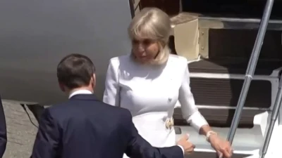 Brigitte Macron 'rejects and ignores' her husband, says expert