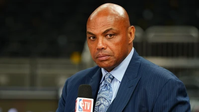 Charles Barkley speaks out on Michael Jordan's return to the NBA
