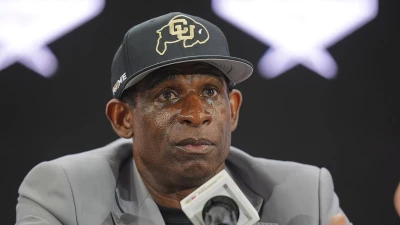 Deion Sanders snaps at reporter and refuses to discuss health issues