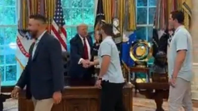 Donald Trump's White House visit with Red Sox baffles baseball fans